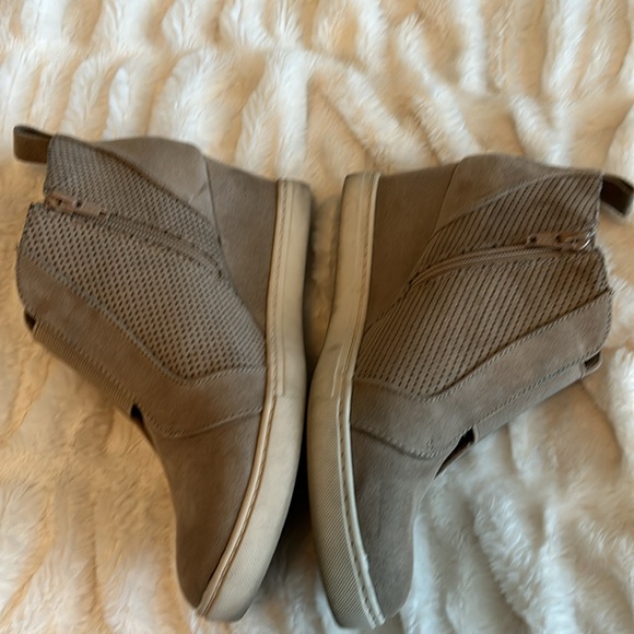 Side zip booties - Picture 3 of 6